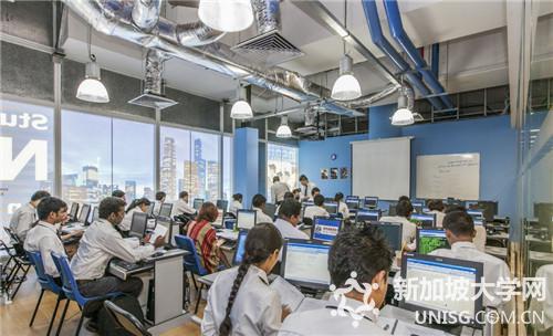 新加坡南洋现代管理学院的教学极有特色