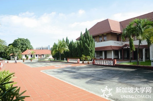 新加坡辅仁预科学院,主要课程