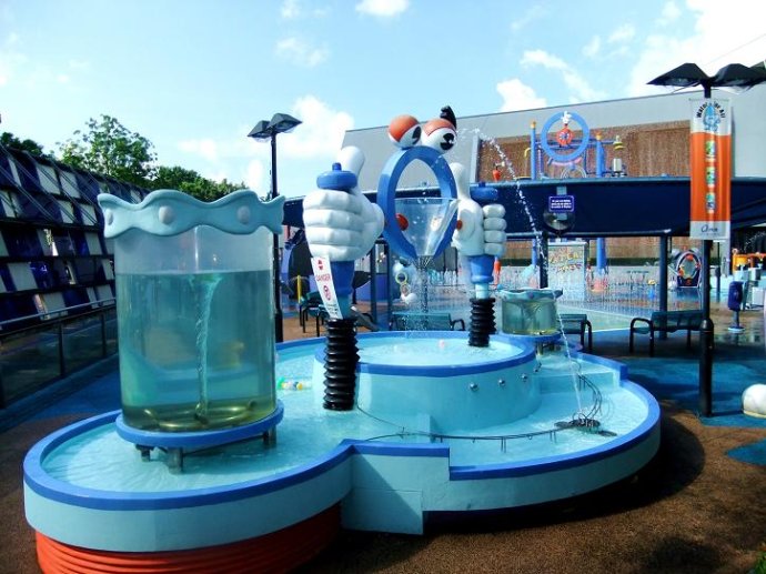 新加坡义安理工学院