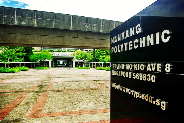 新加坡南洋理工学院