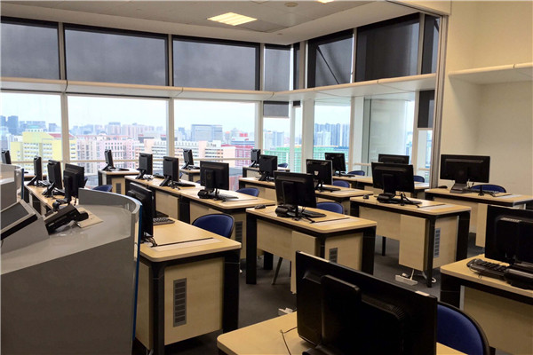 新加坡英华美学院留学如何不挂科