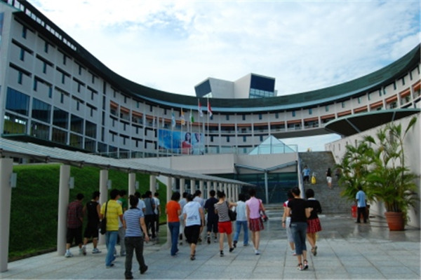 新加坡淡马锡理工学院商科系专业介绍