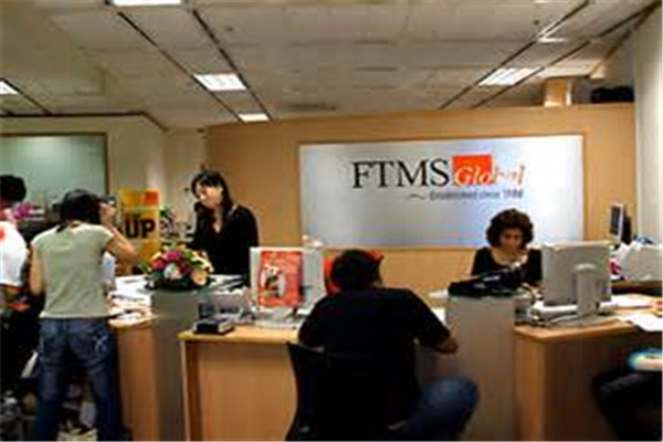 新加坡财经管理环球学院留学生活应该如何适应