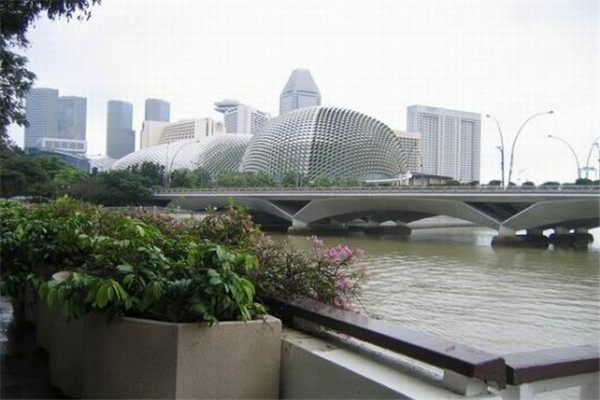 新加坡物流管理学院处于亚洲前列专业物流学院