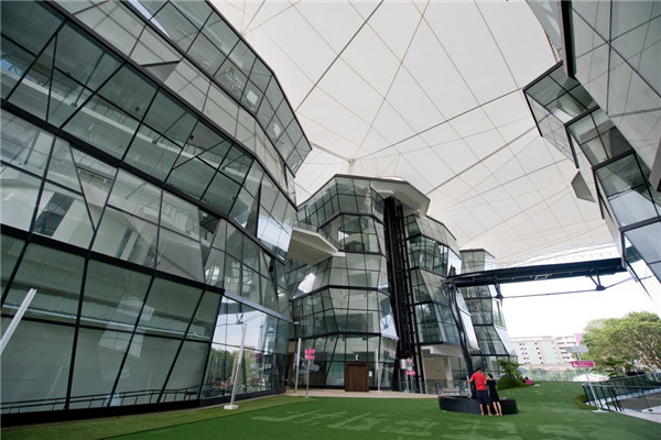 新加坡拉萨尔艺术学院师资队伍介绍