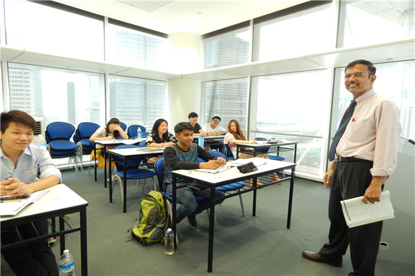 新加坡英华美学院合作大学信息